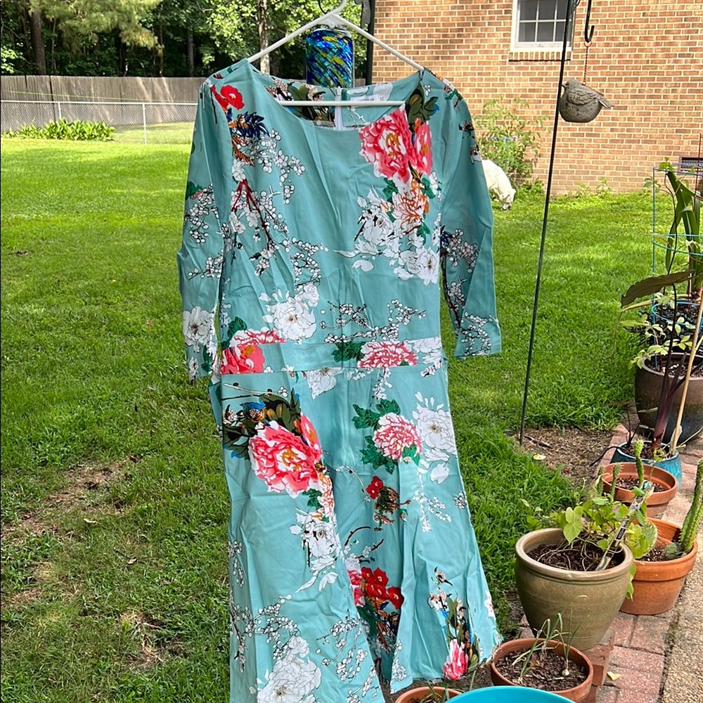Elegant Floral Long Sleeve Dress in Teal
